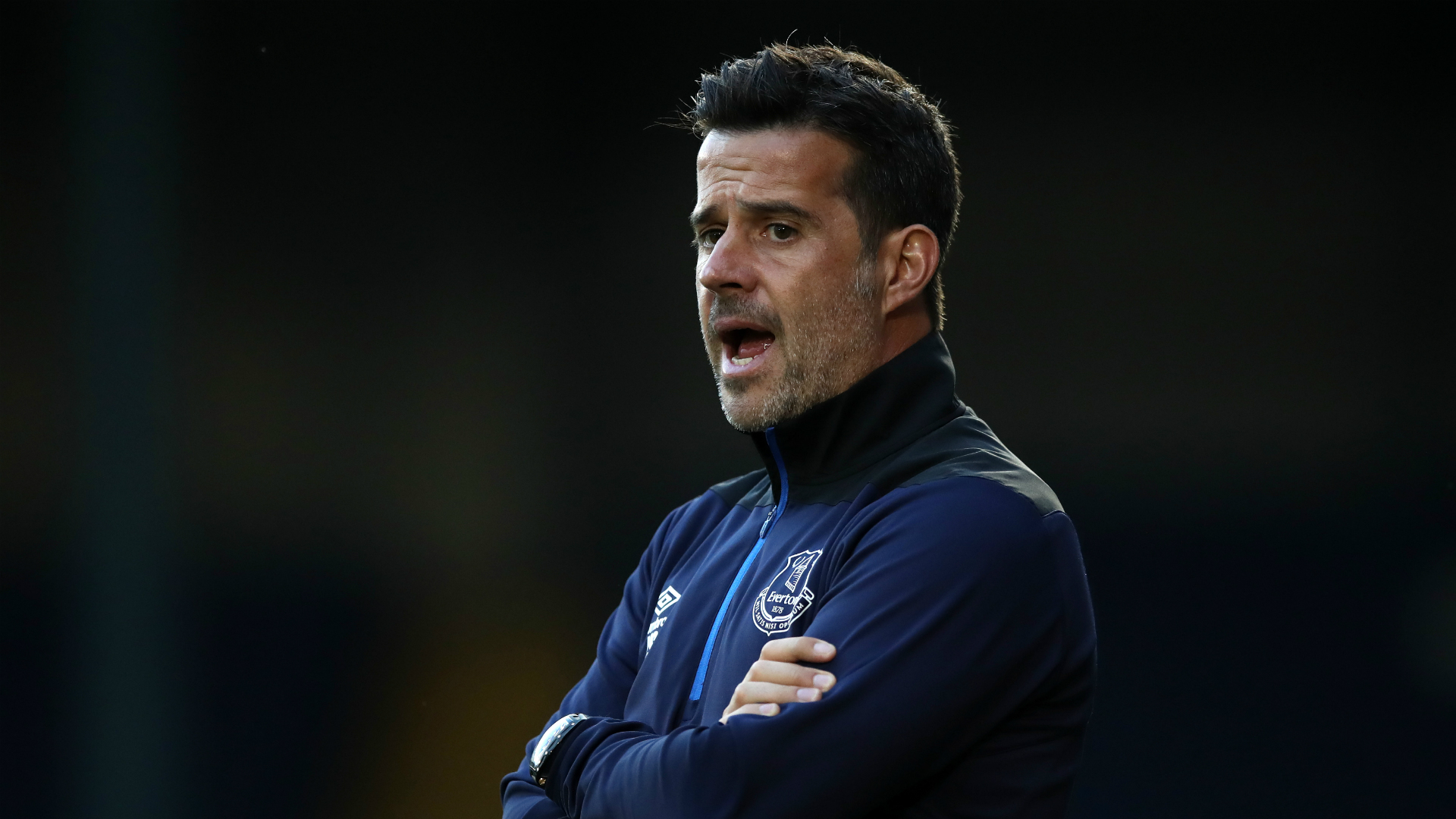 員在不同職 員在不同職